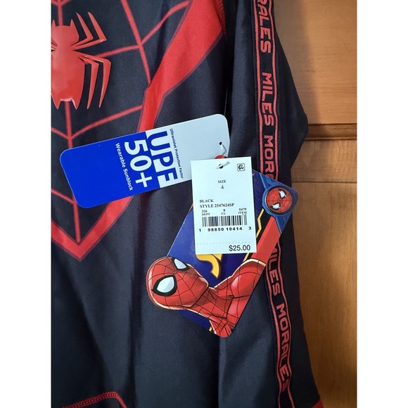 Marvel Spider-Man Boys' Long Sleeve Rash Guard Swim Shirt Size 4 NWT - Picture 2 of 3